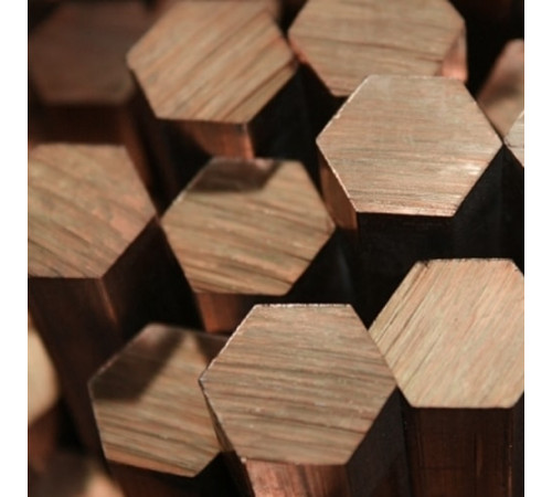 Бронзовые шестигранники в Кобрине от ГК Спецметаллстрой