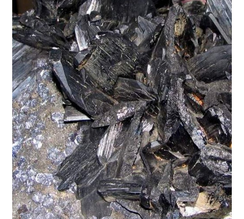 Вольфраматы металлов в Кобрине для промышленности