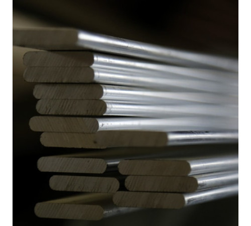 Полосы с заданными свойствами упругости в Кобрине